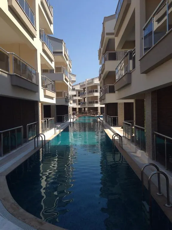 Babylon Poolside Villas Didim